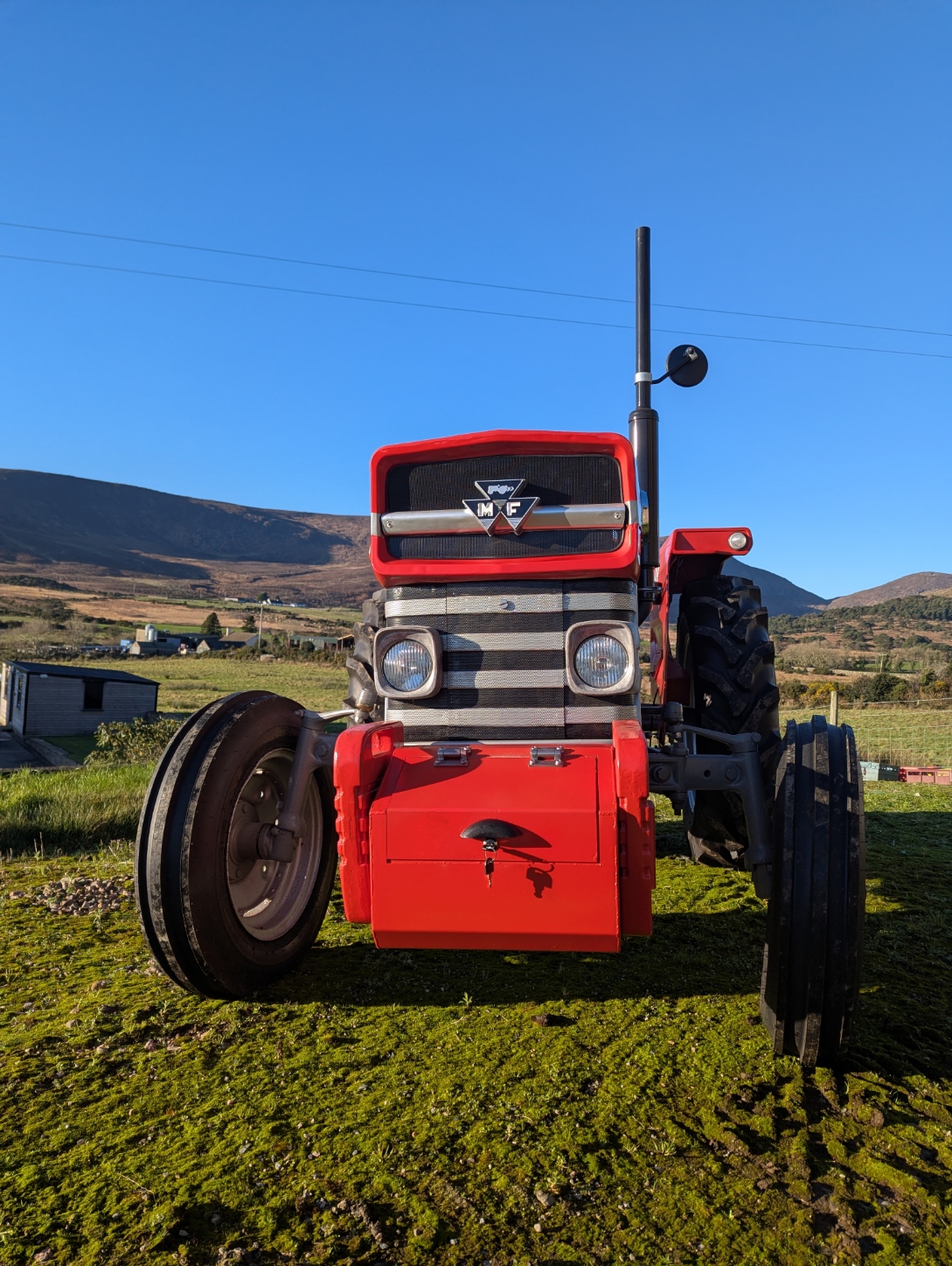 Tractor Toolbox - Massey red